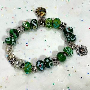Gorgeous Green Glasswork Beaded Bracelet